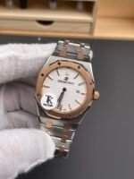Audemars Piguet Royal Oak Quartz 33MM Swiss Watch – 1:1 Mirror Replica Edition - Image 4