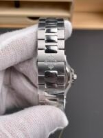 Patek Philippe Nautilus 5712/1A 1:1 Quality Swiss Replica Watch in Blue Dial - Image 9