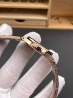 Patek Philippe Nautilus 7010/1R-013 Rose Gold Casing 32MM Swiss Quartz 1:1 Mirror Replica - Image 7