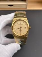 Vacheron Constantin Historiques 222 Super Clone 37MM Yellow Gold Watch in Gold Dial - Image 2