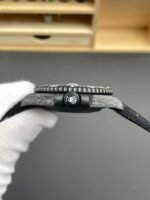 Rolex Submariner DiW Carbon Fiber Edition Swiss Replica Watch – 1:1 Mirror Replica - Image 6