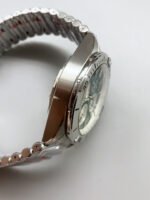 Breitling Chronomat B01 42 “Ireland Green” Dial with Silver Steel Bracelet – 1:1 Top-Tier Replica - Image 8