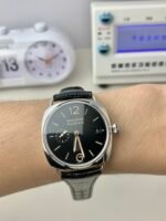 Panerai Radiomir PAM1294 Quaranta 40MM 904L Steel Black Dial Watch in 1:1 Mirror Replica - Image 7